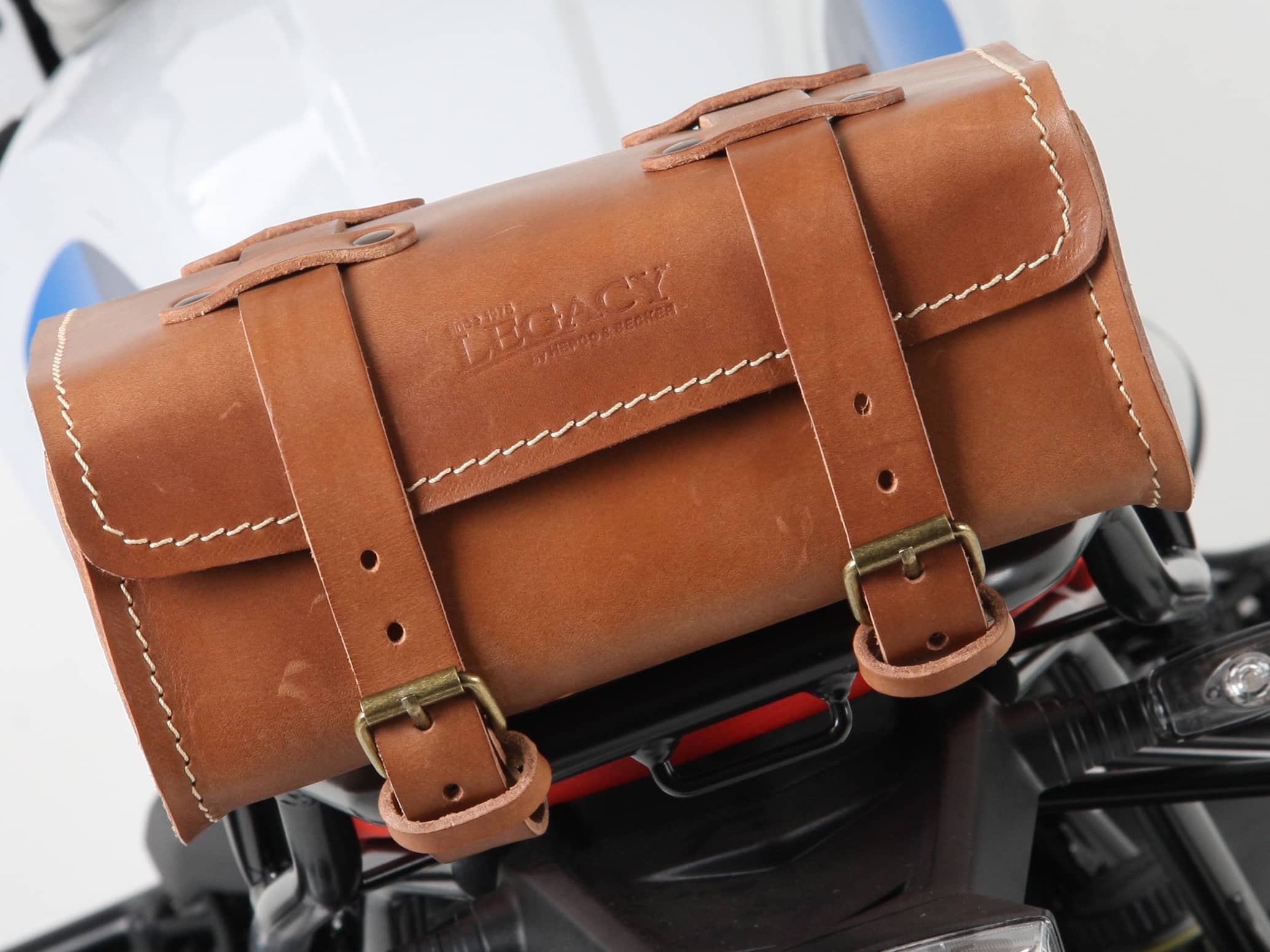 Coach Legacy BROOKLYN Metallic Bronze Pocket Leather Extra Large Messenger  Bag | eBay